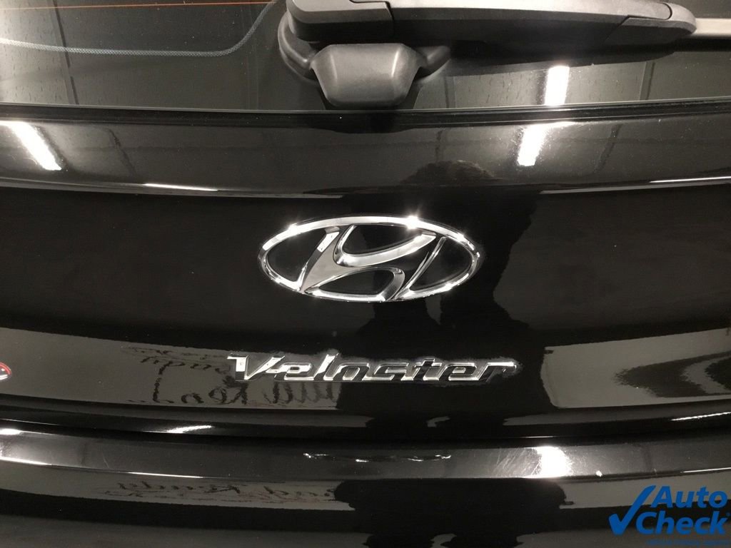 Used 2019 Hyundai Veloster N N w/ Performance Package image 10