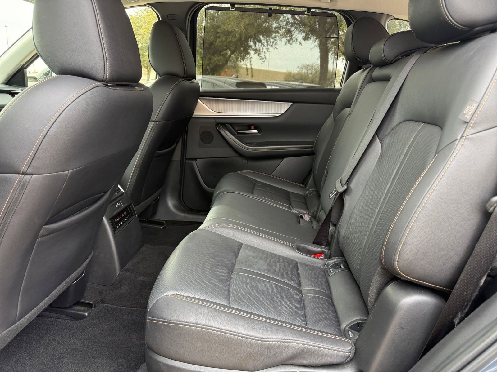 Used 2025 MAZDA CX-70 3.3 Turbo w/ Preferred Package image 27