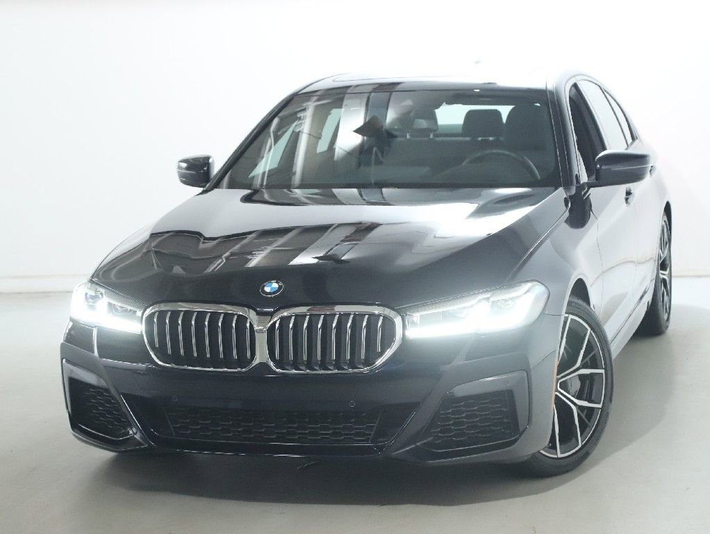 Certified 2022 BMW 540i xDrive w/ M Sport Package image 3