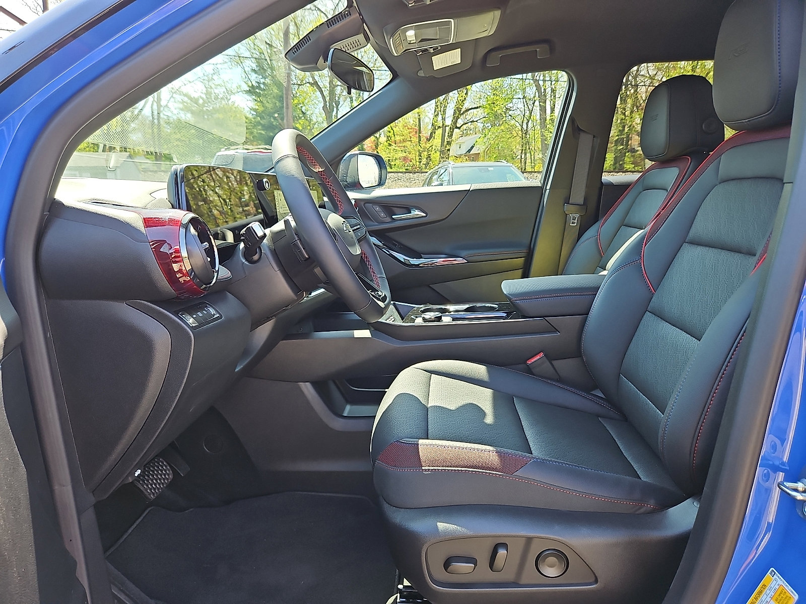 Used 2026 Chevrolet Equinox RS image 12