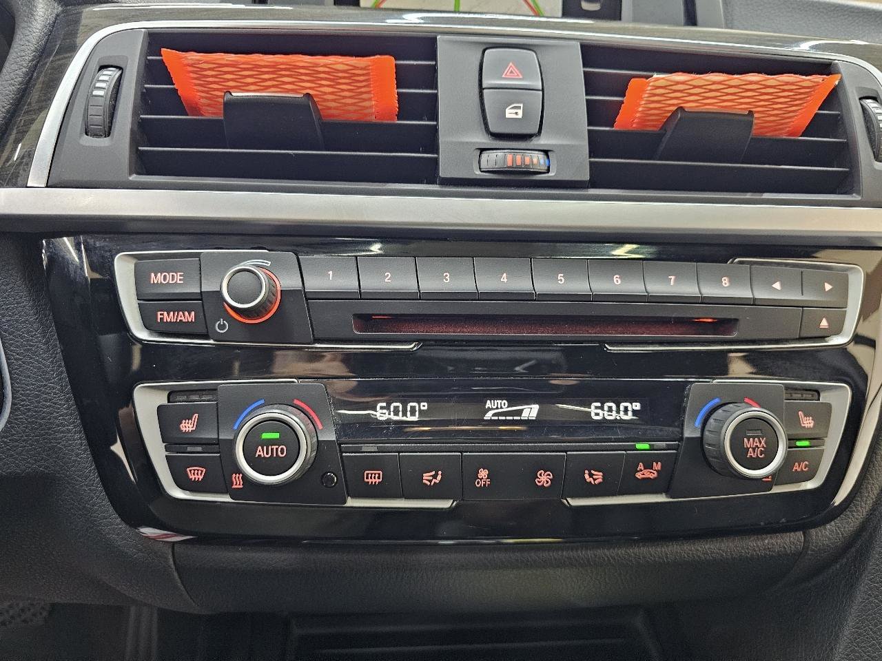 Used 2016 BMW 328i Sedan image 32