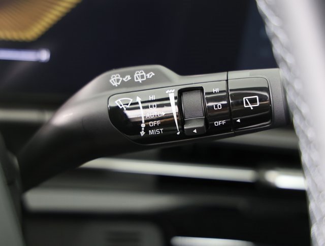 Certified 2026 Kia Sportage EX w/ EX Panorama Roof Package image 21