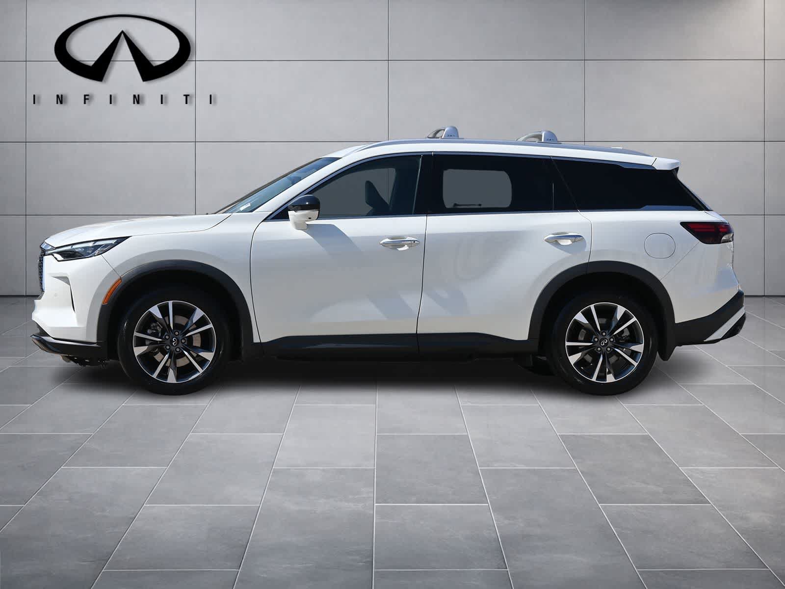 Certified 2023 INFINITI QX60 Luxe w/ Cargo Package AWD/4WD image 4