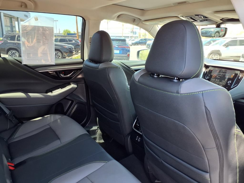 Certified 2025 Subaru Outback Onyx Edition AWD/4WD image 20