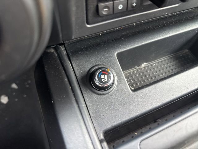 Used 2023 Nissan Titan PRO-4X w/ Pro-4x Convenience Package image 7