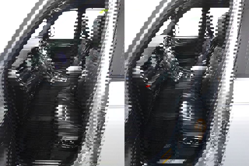 Used 2021 Jeep Grand Cherokee L Overland w/ Luxury Tech Group IV image 10