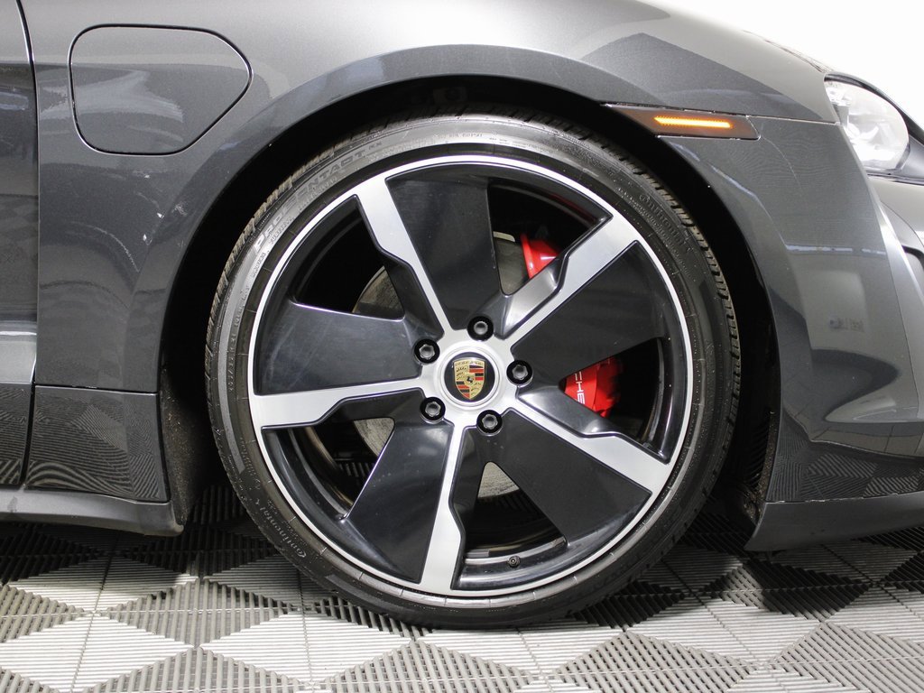 Used 2021 Porsche Taycan 4S image 42