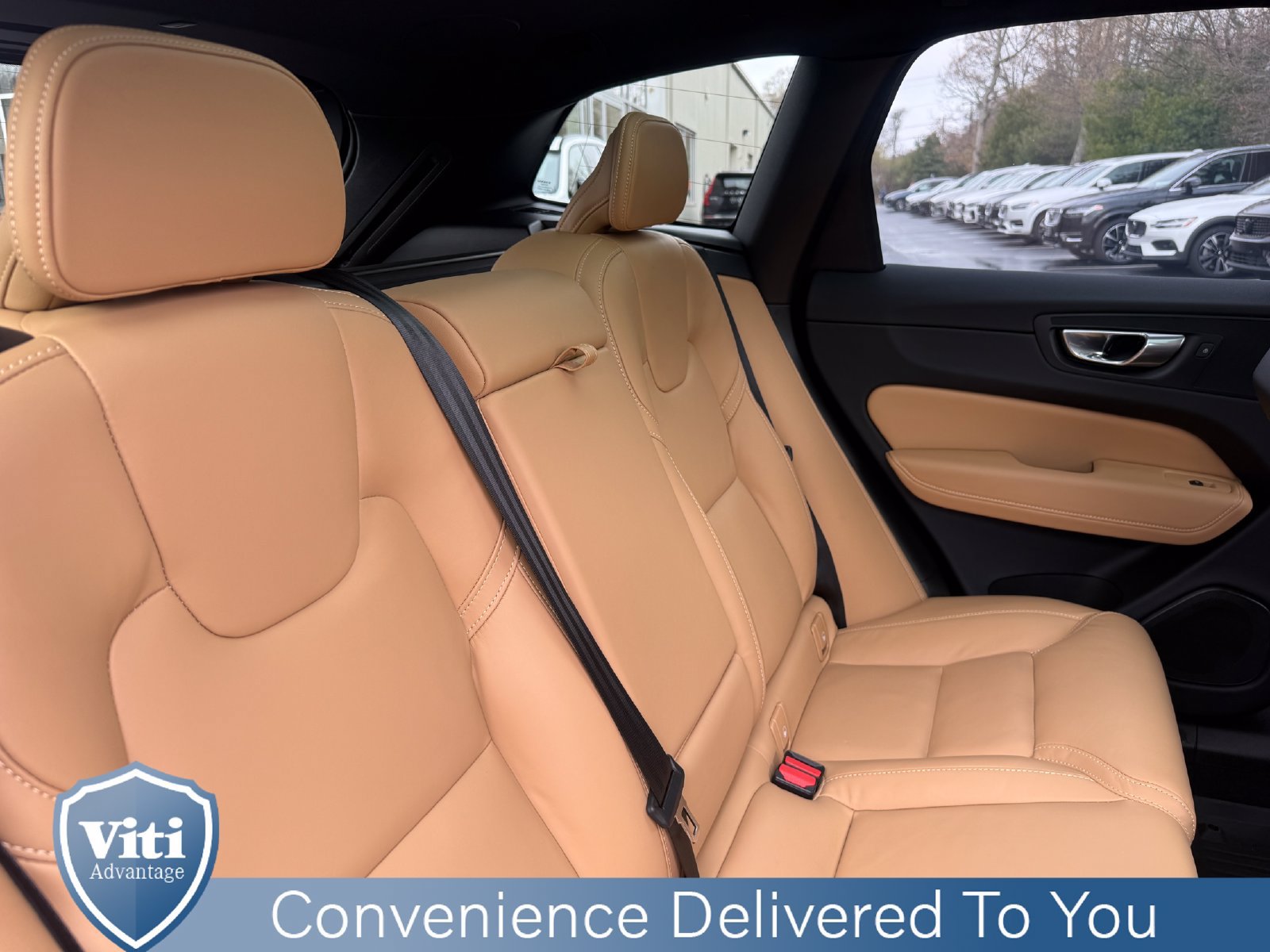 Certified 2024 Volvo XC60 T8 Ultimate AWD/4WD image 28