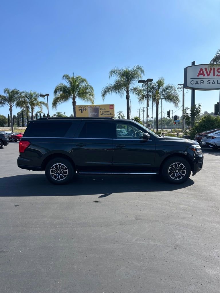 Used 2023 Ford Expedition Max XLT RWD image 5