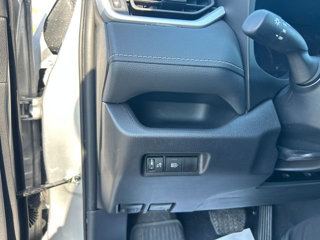 Certified 2024 Toyota RAV4 LE AWD/4WD image 23