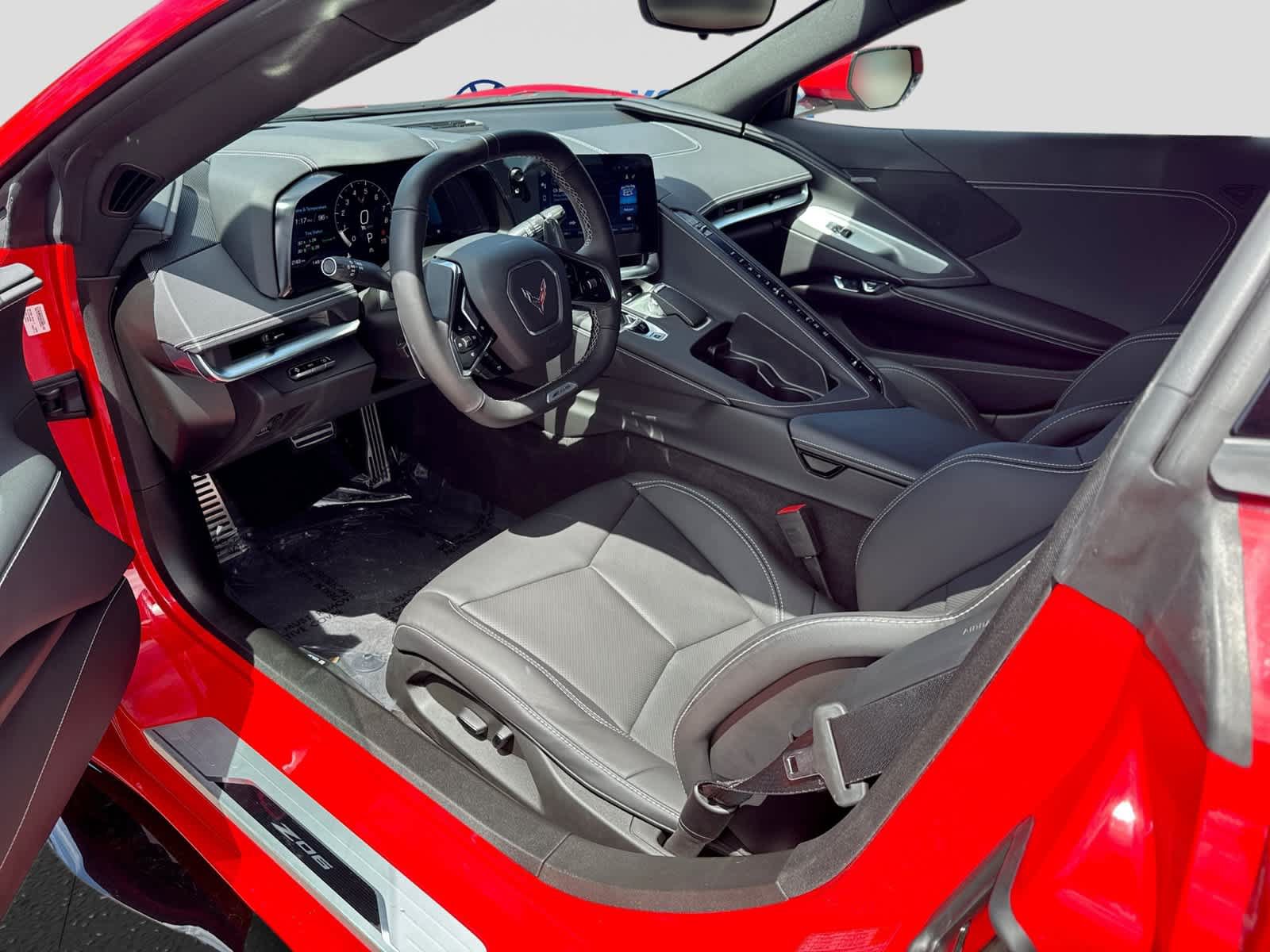 Used 2024 Chevrolet Corvette Z06 RWD image 10