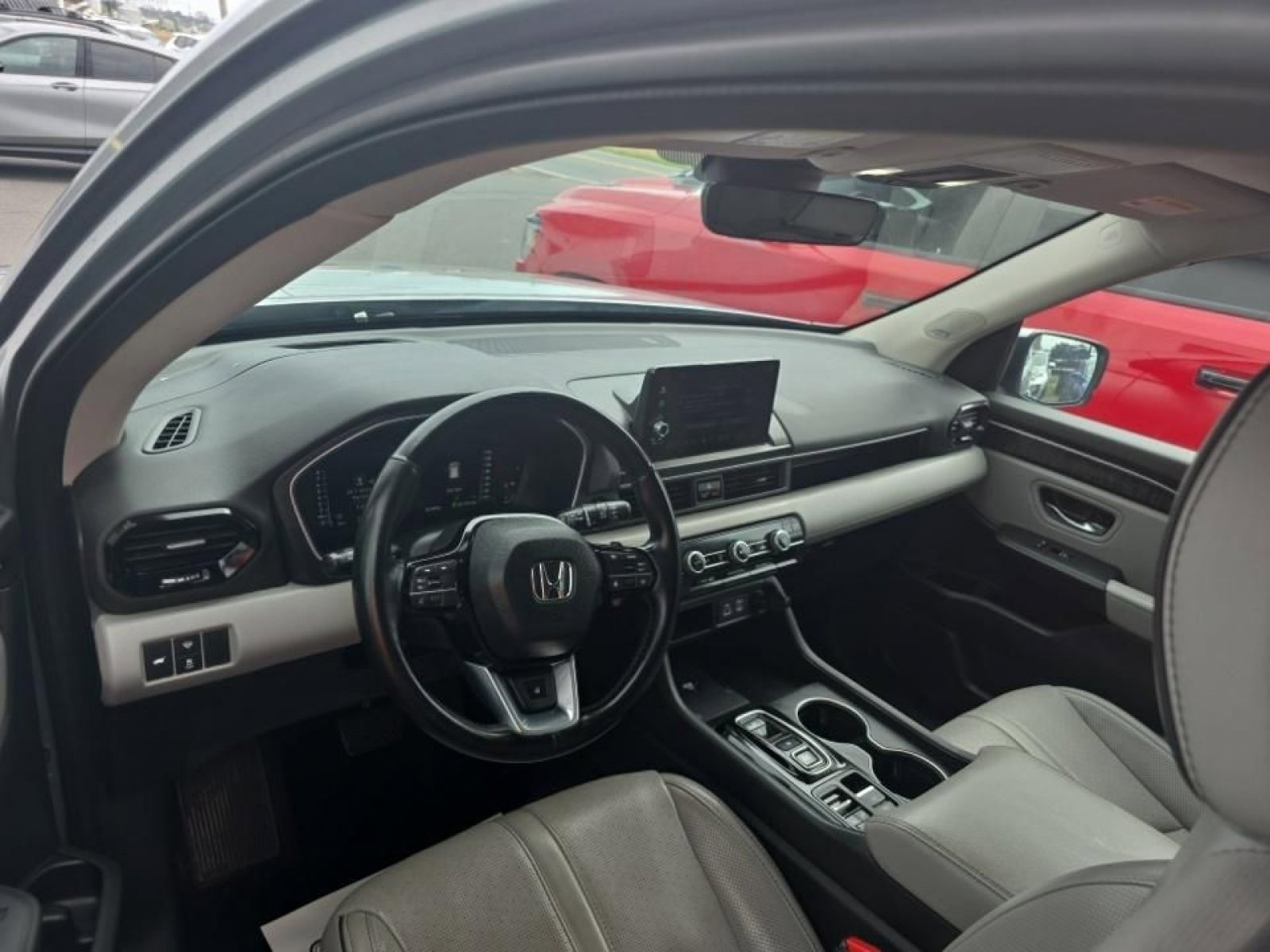 Used 2023 Honda Pilot Elite image 7