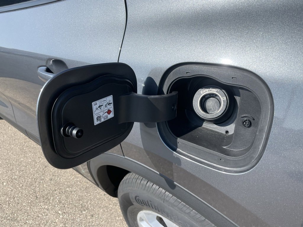 Used 2022 Ford Escape SE image 54