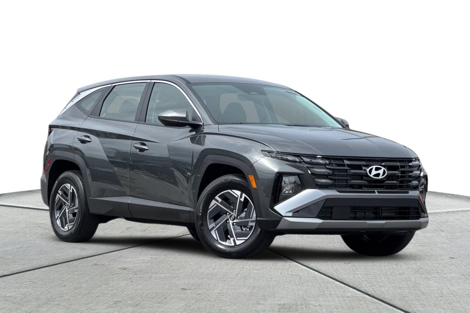 New 2026 Hyundai Tucson Blue SE AWD/4WD image 2