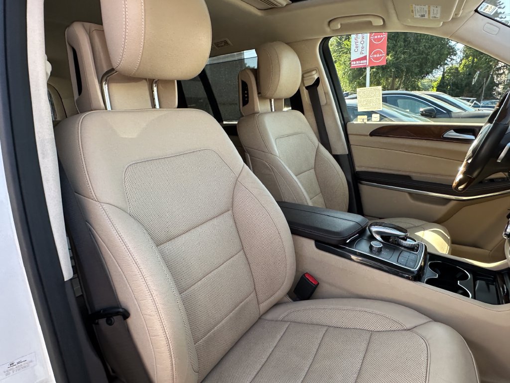 Used 2017 Mercedes-Benz GLS 550 4MATIC image 14