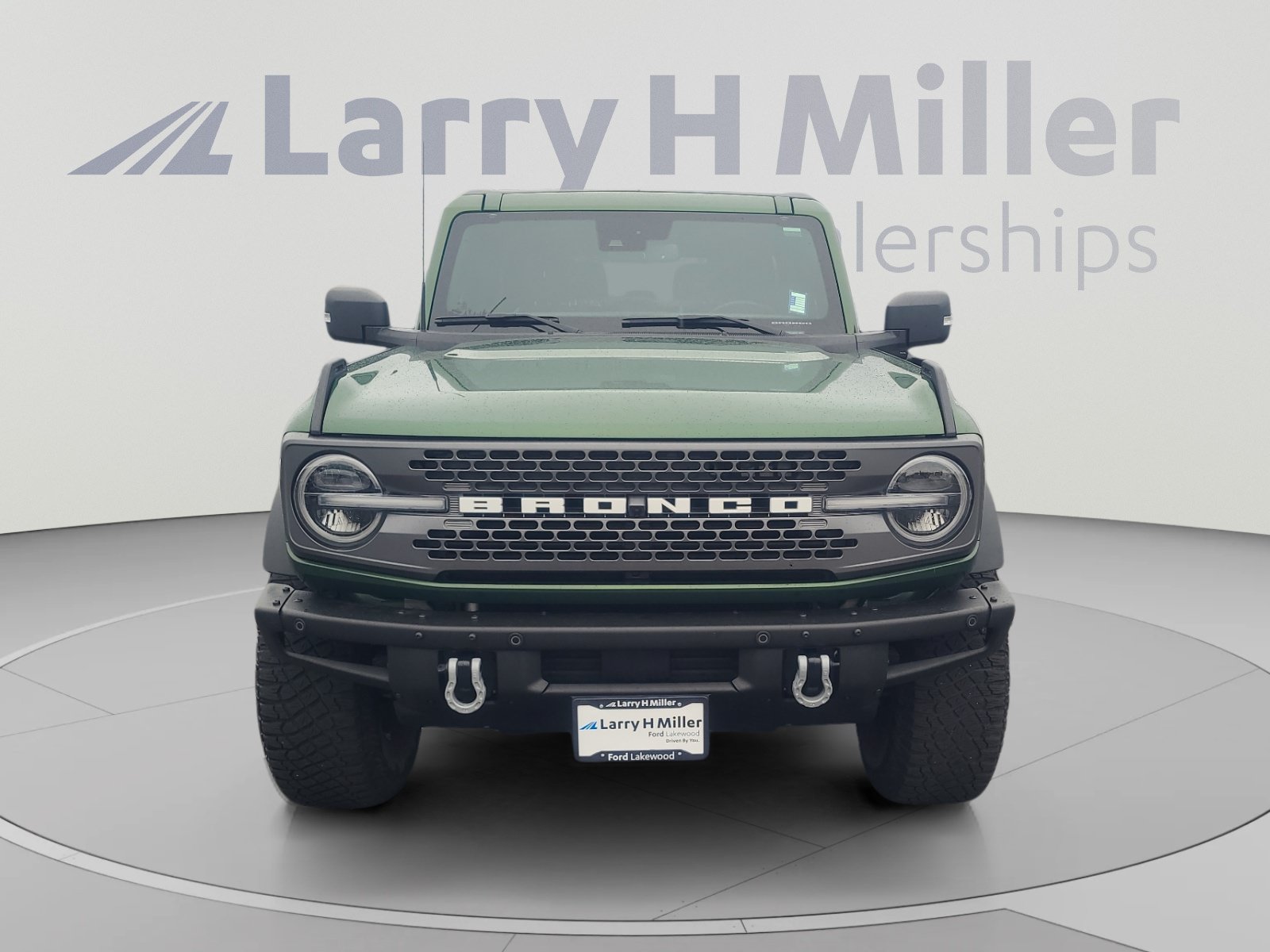 Certified 2023 Ford Bronco Badlands w/ Sasquatch Package AWD/4WD image 8