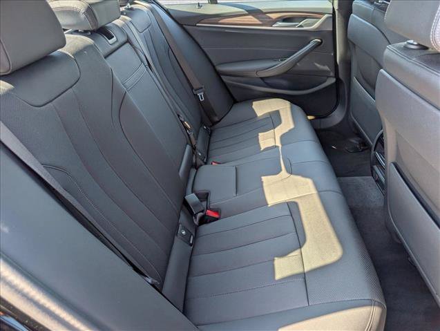 Used 2023 BMW 540i w/ Convenience Package RWD image 21