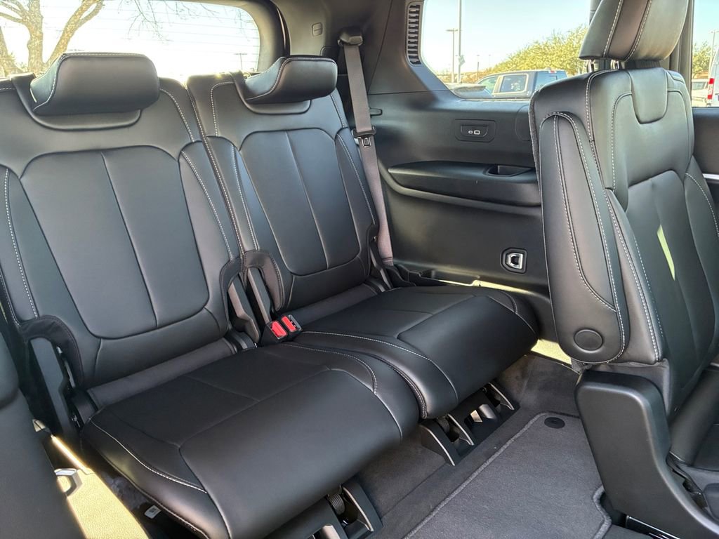 New 2026 Jeep Grand Cherokee L Limited image 7