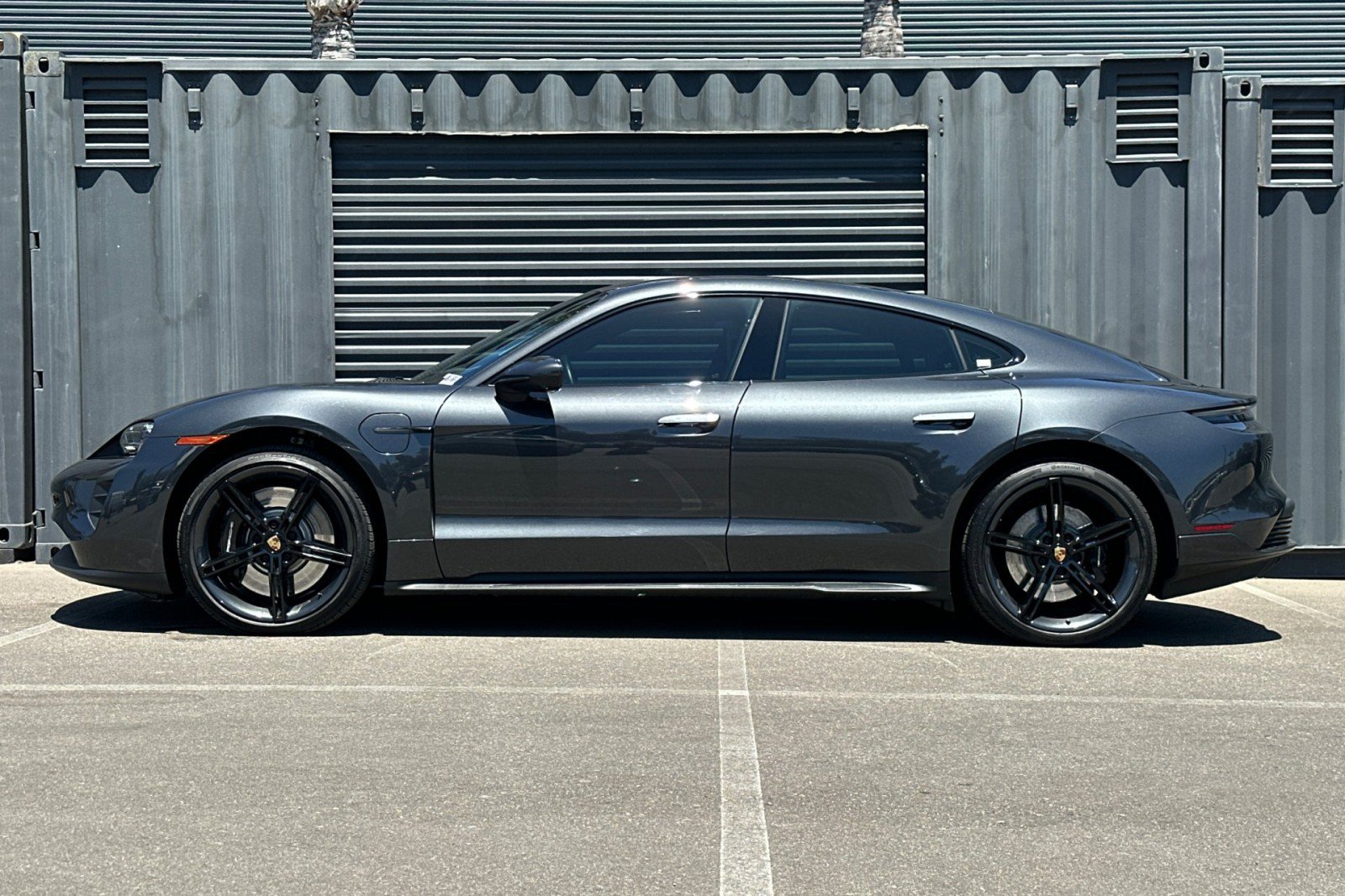 Certified 2023 Porsche Taycan 4S AWD/4WD image 2
