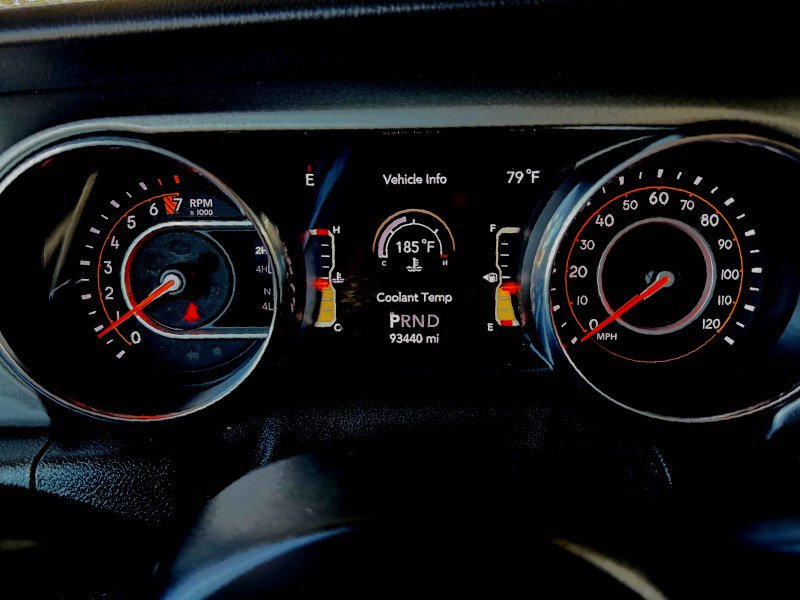 Used 2019 Jeep Wrangler Unlimited Sahara AWD/4WD image 18