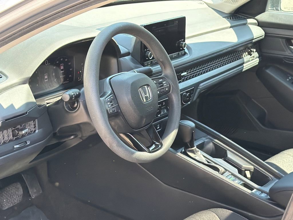 Used 2023 Honda Accord EX image 12