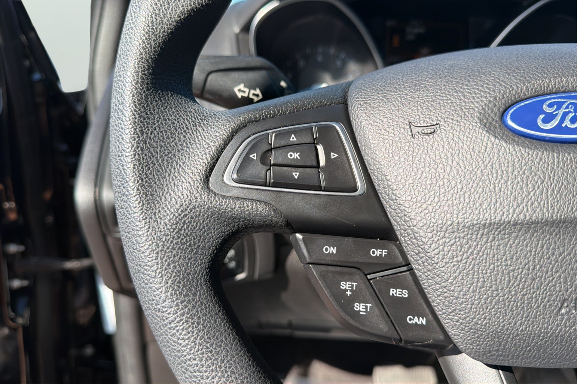 Used 2017 Ford Focus SE FWD image 27