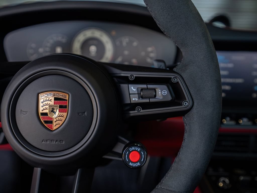 Certified 2026 Porsche 911 Carrera GTS RWD image 16