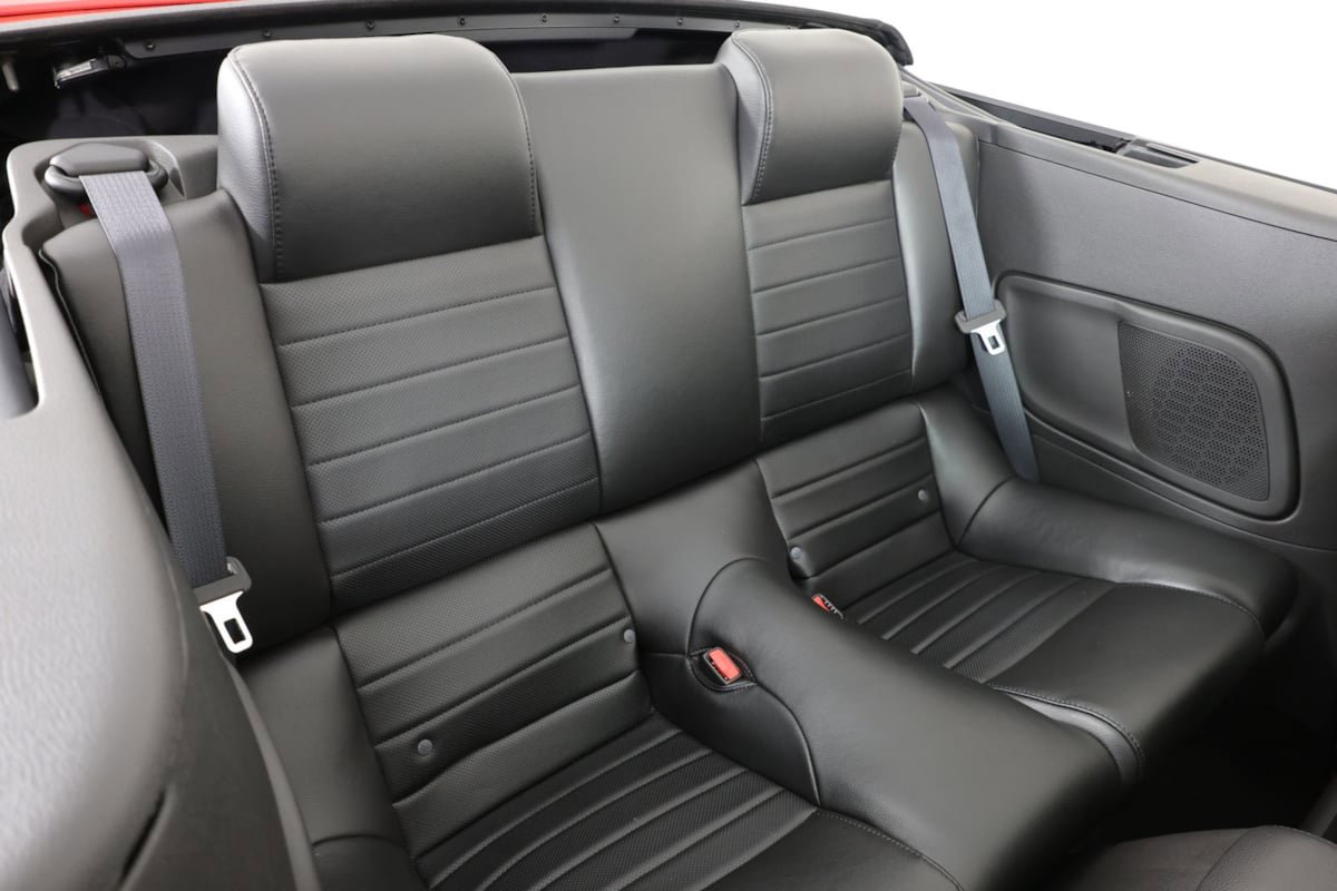 Used 2007 Ford Mustang Shelby GT500 RWD image 27