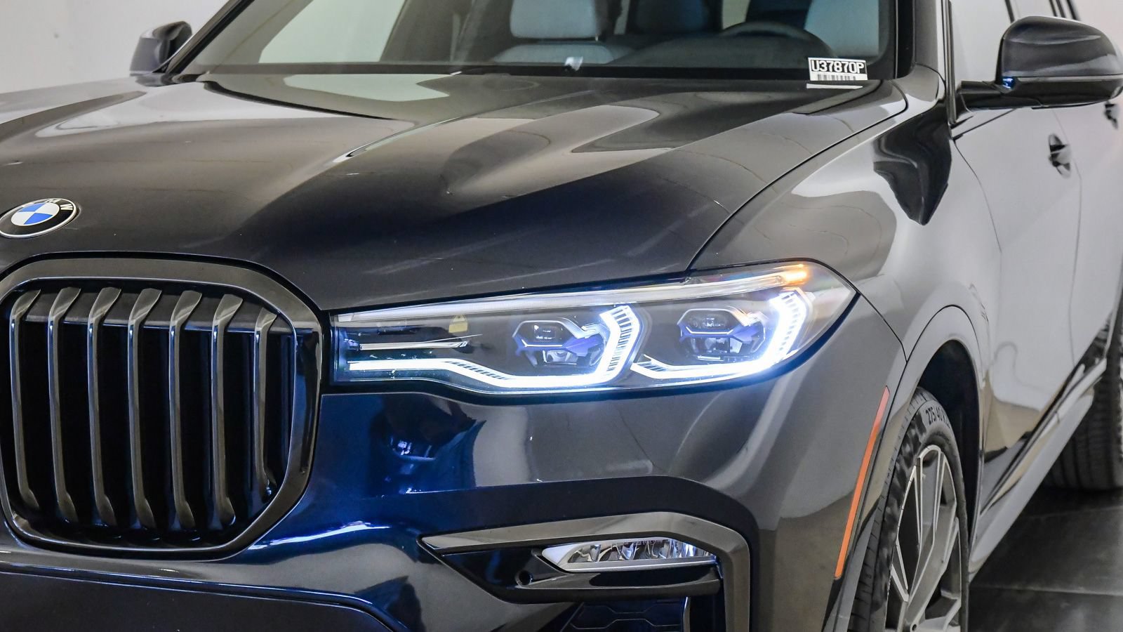 Used 2021 BMW X7 M50i w/ Executive Package AWD/4WD image 9