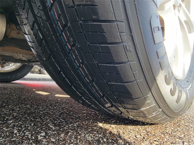 Used 2019 Chevrolet Equinox LS w/ LS Convenience Package image 18