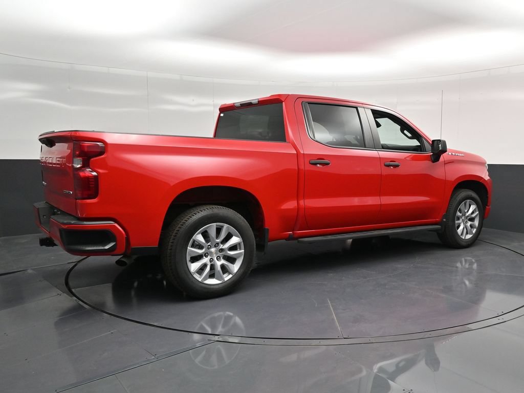 Used 2022 Chevrolet Silverado 1500 Custom RWD image 3