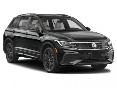 Used 2023 Volkswagen Tiguan SE R-Line image 6