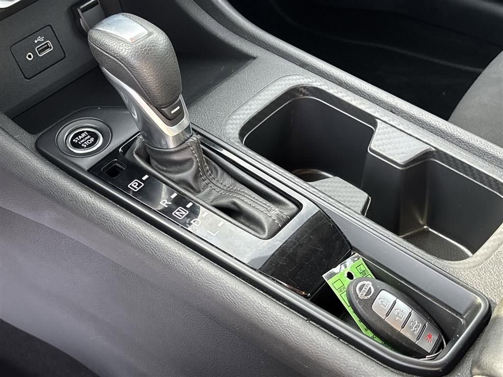 Used 2022 Nissan Sentra S image 7