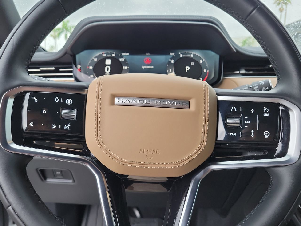 Used 2025 Land Rover Range Rover Sport SE image 29