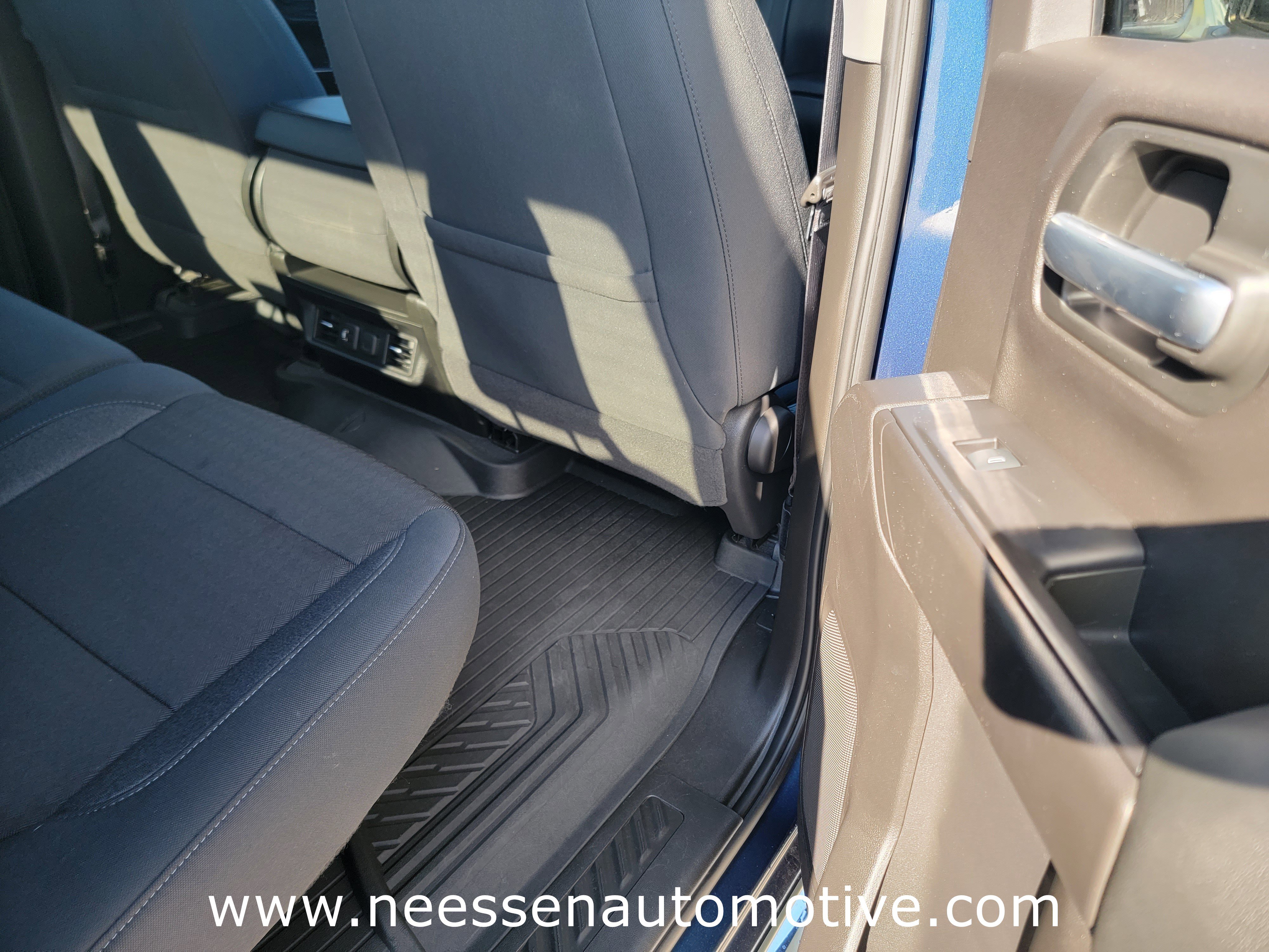 Used 2020 Chevrolet Silverado 1500 LT w/ Texas Edition image 11