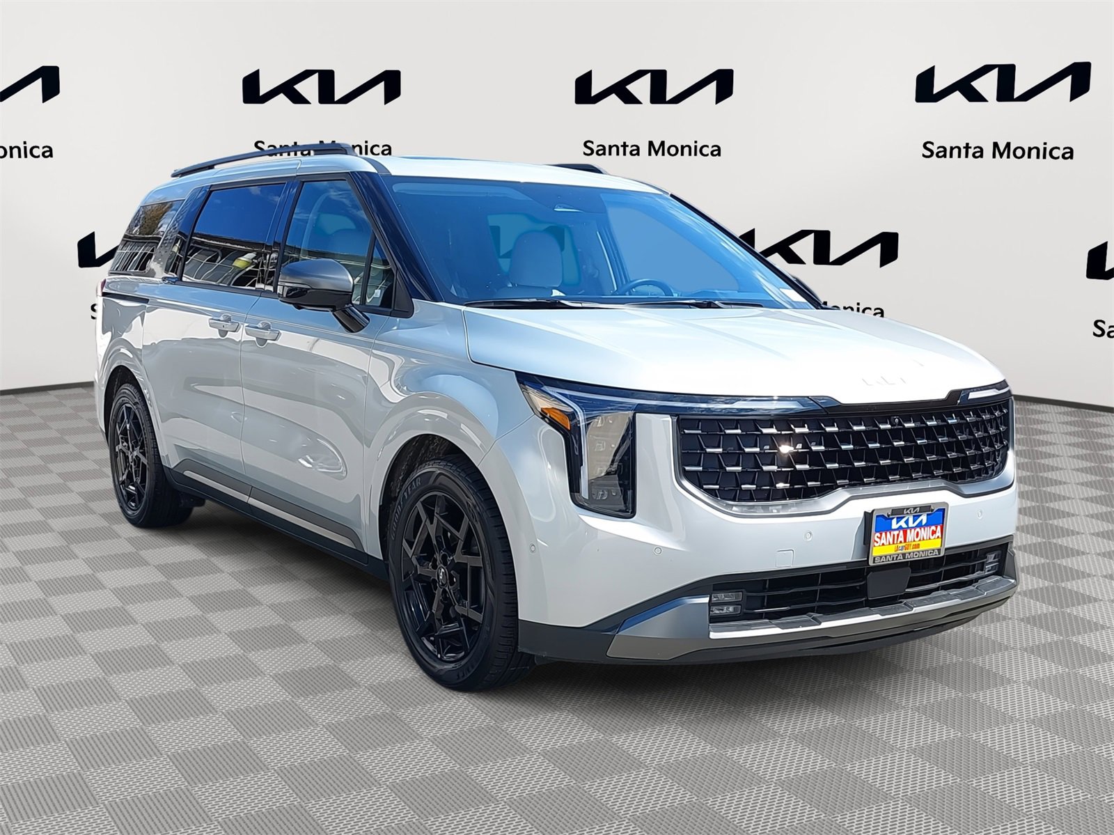 Certified 2025 Kia Carnival SX Prestige image 3