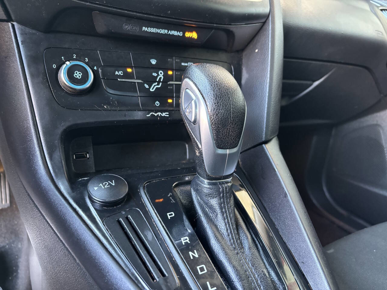Used 2018 Ford Focus SE image 20