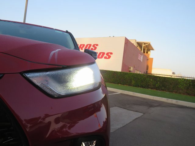 New 2025 Toyota Highlander XLE image 4