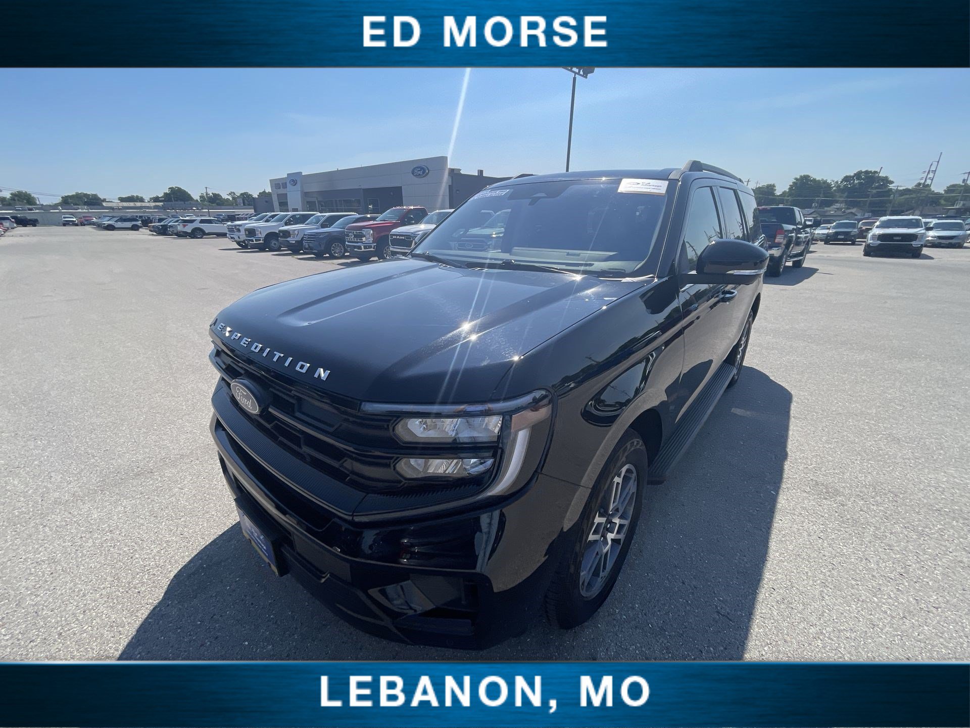 Certified 2025 Ford Expedition Active AWD/4WD image 21