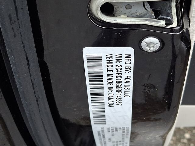 Used 2024 Chrysler Pacifica Touring-L image 20