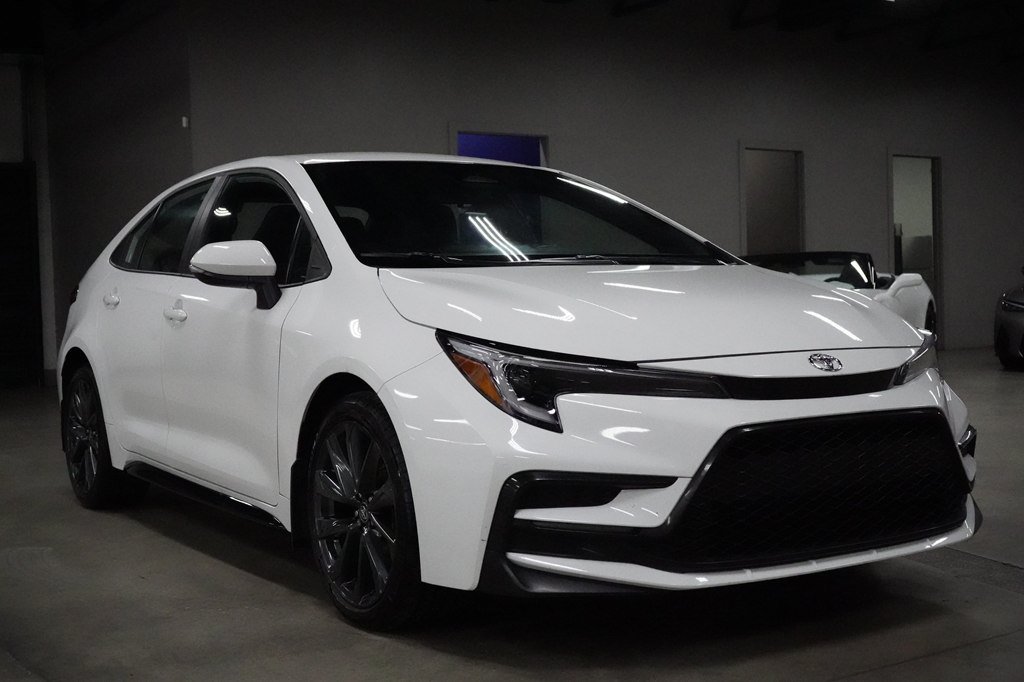 Used 2024 Toyota Corolla SE FWD image 43