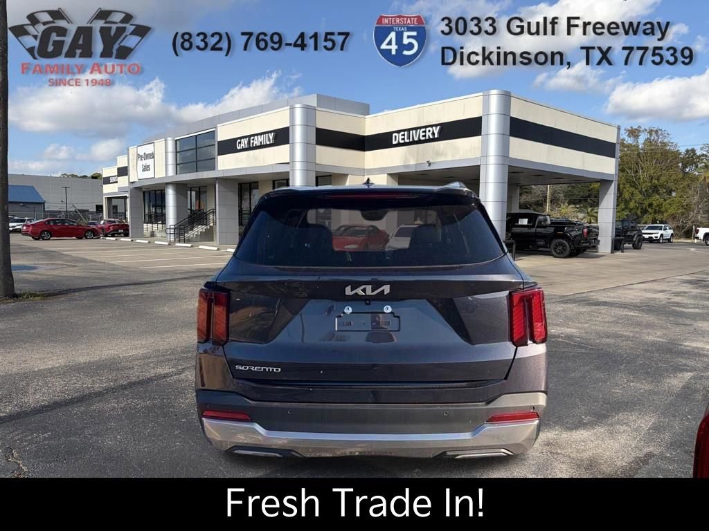 Certified 2025 Kia Sorento SX image 8