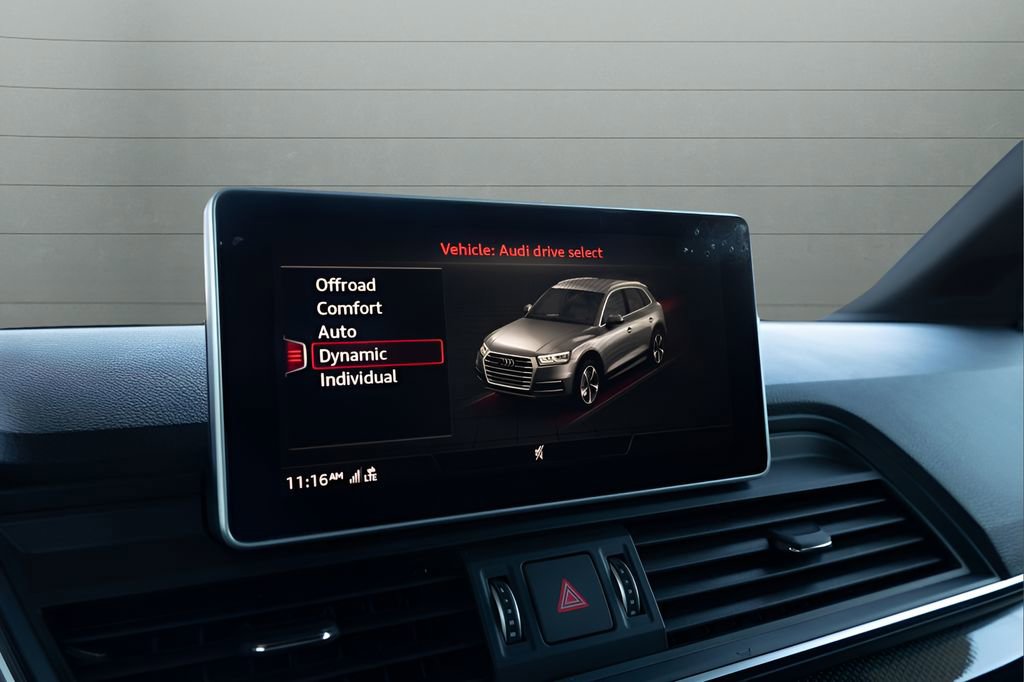 Used 2020 Audi SQ5 Premium Plus w/ Premium Plus Package image 23