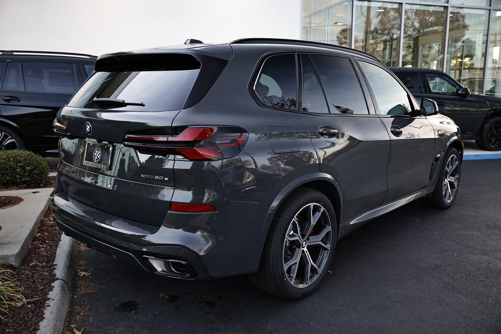 New 2026 BMW X5 xDrive50e w/ Executive Package image 7