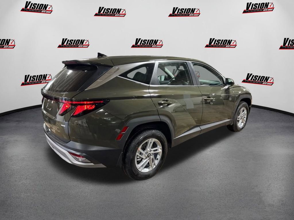 New 2026 Hyundai Tucson SE image 5