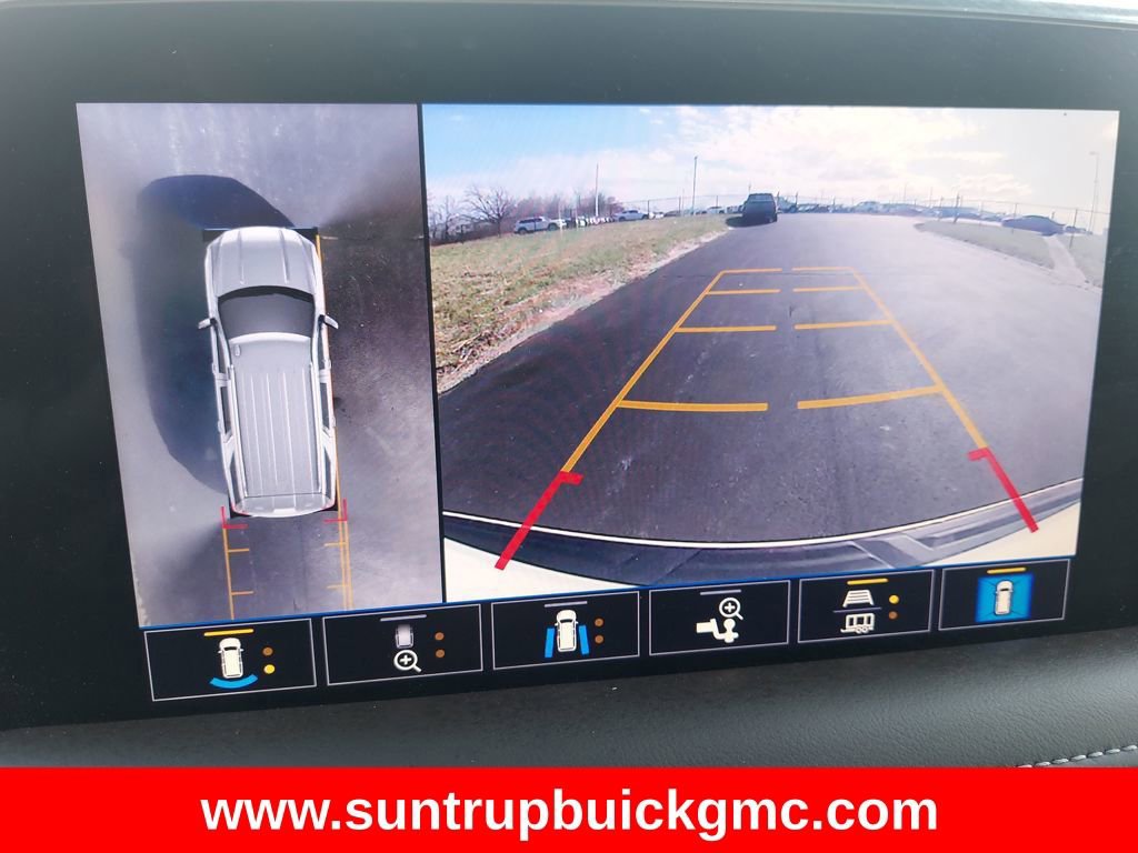 Used 2021 GMC Yukon XL SLT w/ SLT Luxury Package image 24