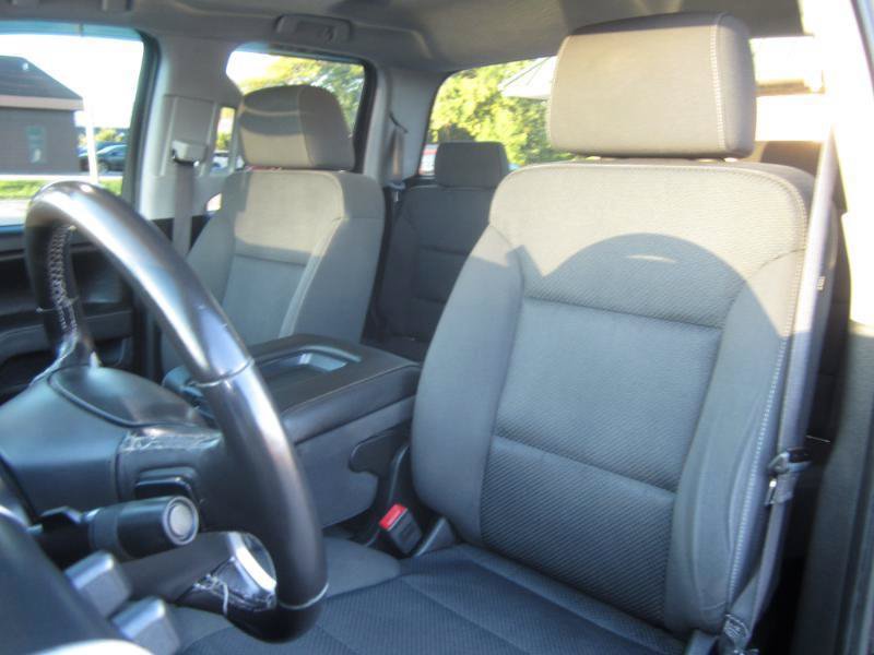 Used 2017 GMC Sierra 1500 SLE w/ Elevation Edition AWD/4WD image 11