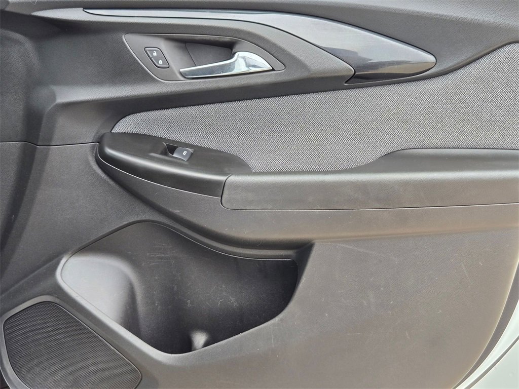 Used 2023 Chevrolet TrailBlazer LT image 26