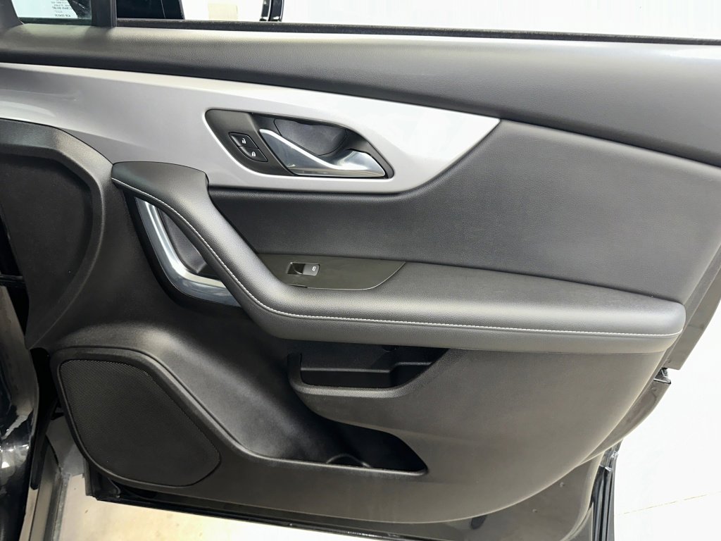 Certified 2024 Chevrolet Blazer LT w/ Convenience Package image 32