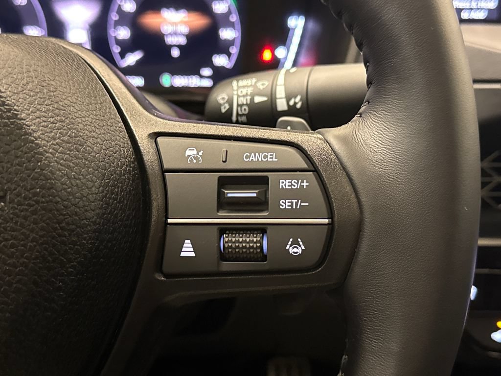 Used 2025 Honda Accord Sport image 26